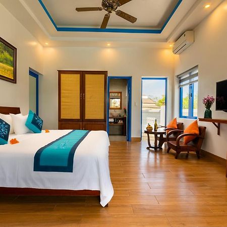 Local Beach Front Villas Tan Thanh エクステリア 写真